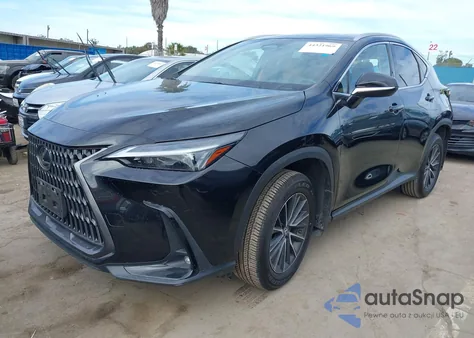 2024 Lexus Nx 350H Premium z USA, uszkodzony, nr VIN 2T2GKCEZ7RC021945